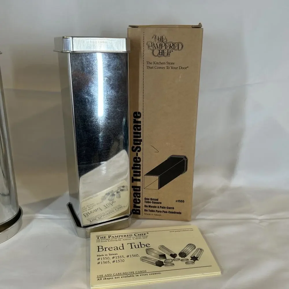 Vintage The Pampered Chef Valtrompia Square & Heart Bread Tube in Boxes